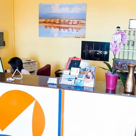 Maladroxia Hotel